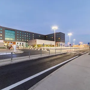 Hotell Courtyard By Marriott Airport, Warszawa